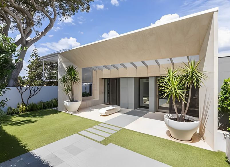 1115 Sandstone Beach House