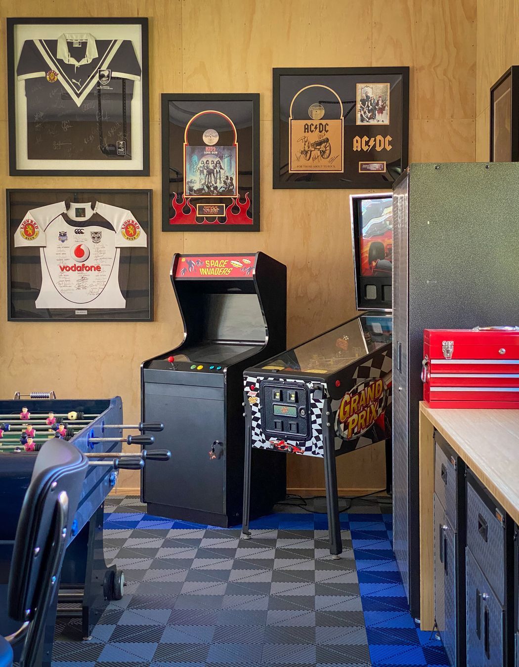 Coatesville barn with stables