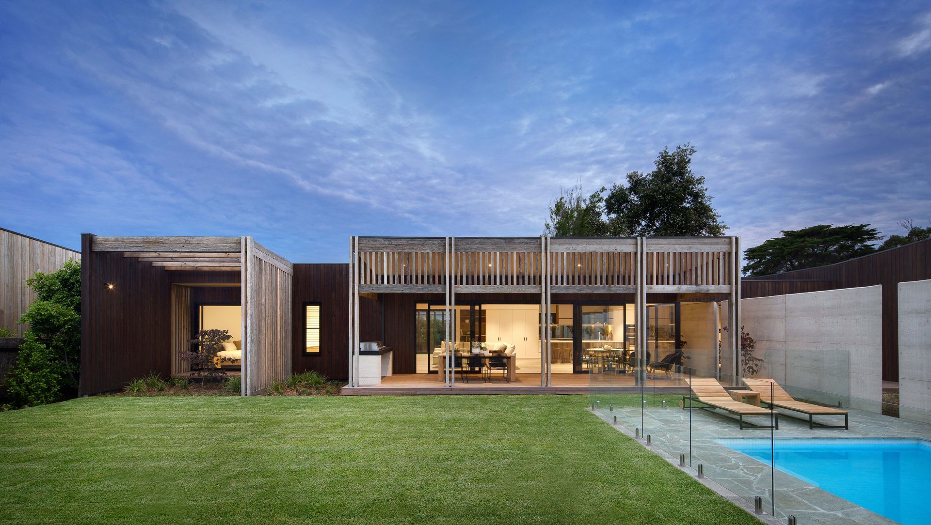 Light Residence banner