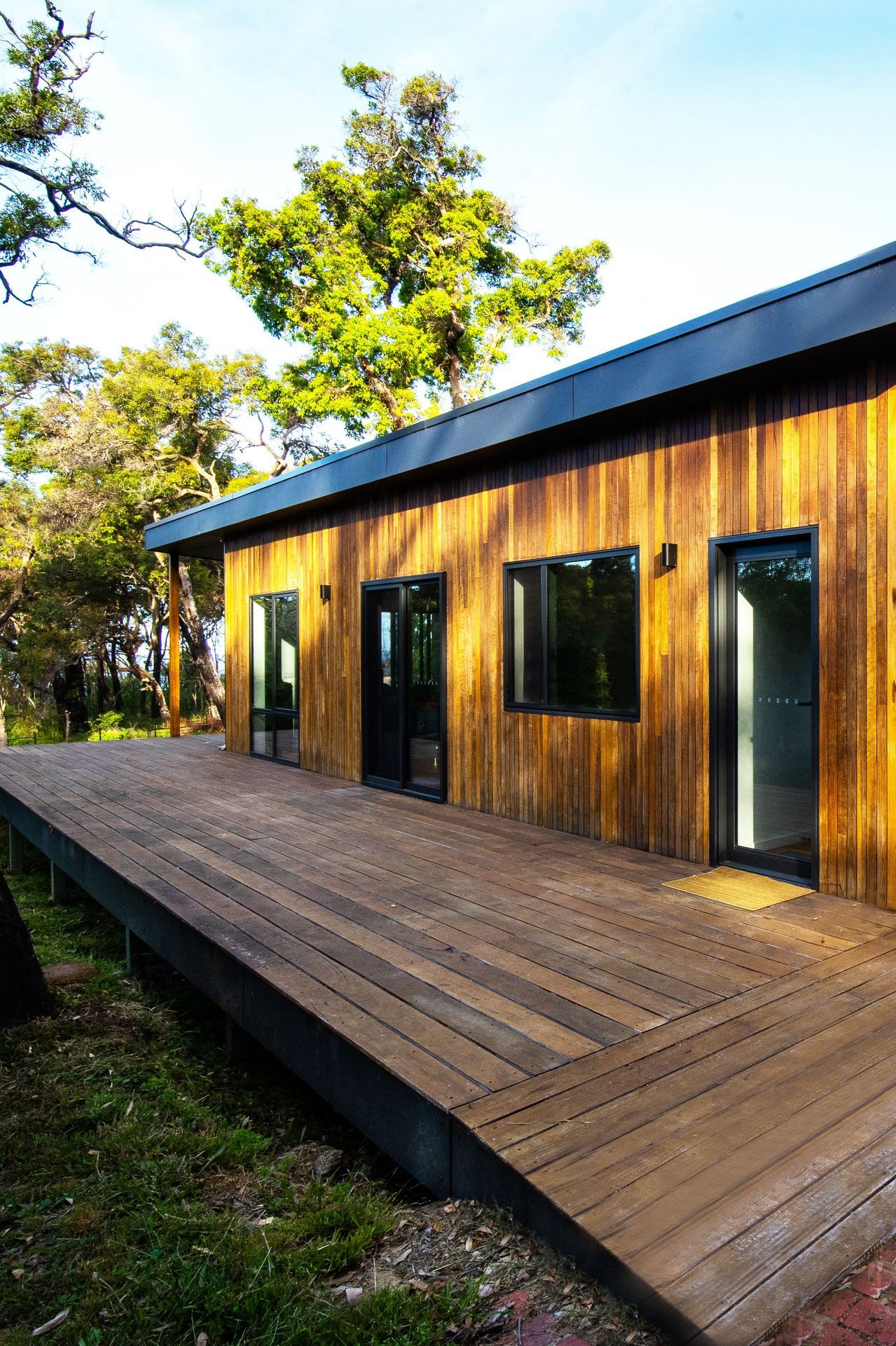 Ecoliv-Mallacoota3.jpg