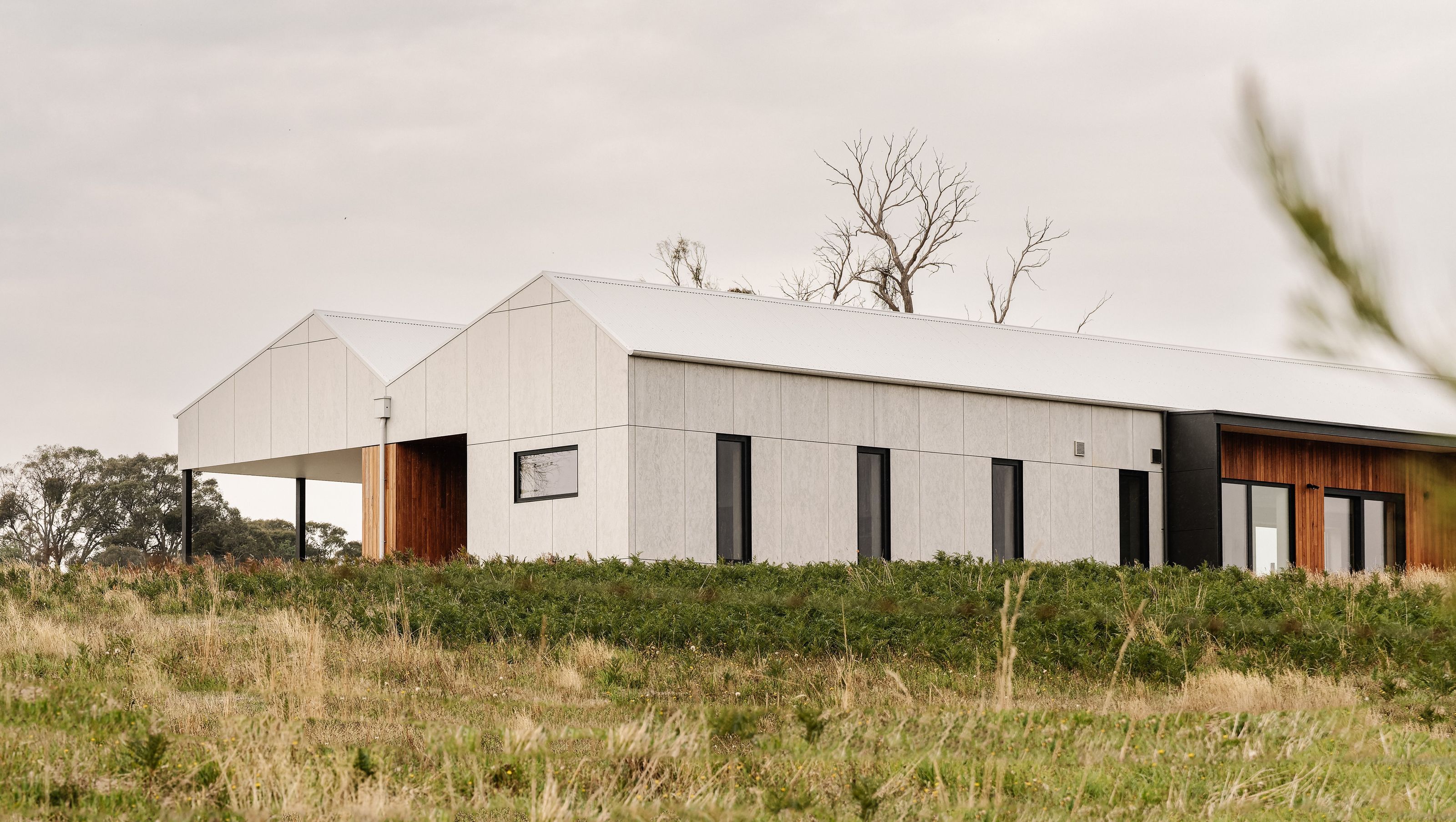 Huff 'n' Puff Haus Off-Grid Strawbale Ho