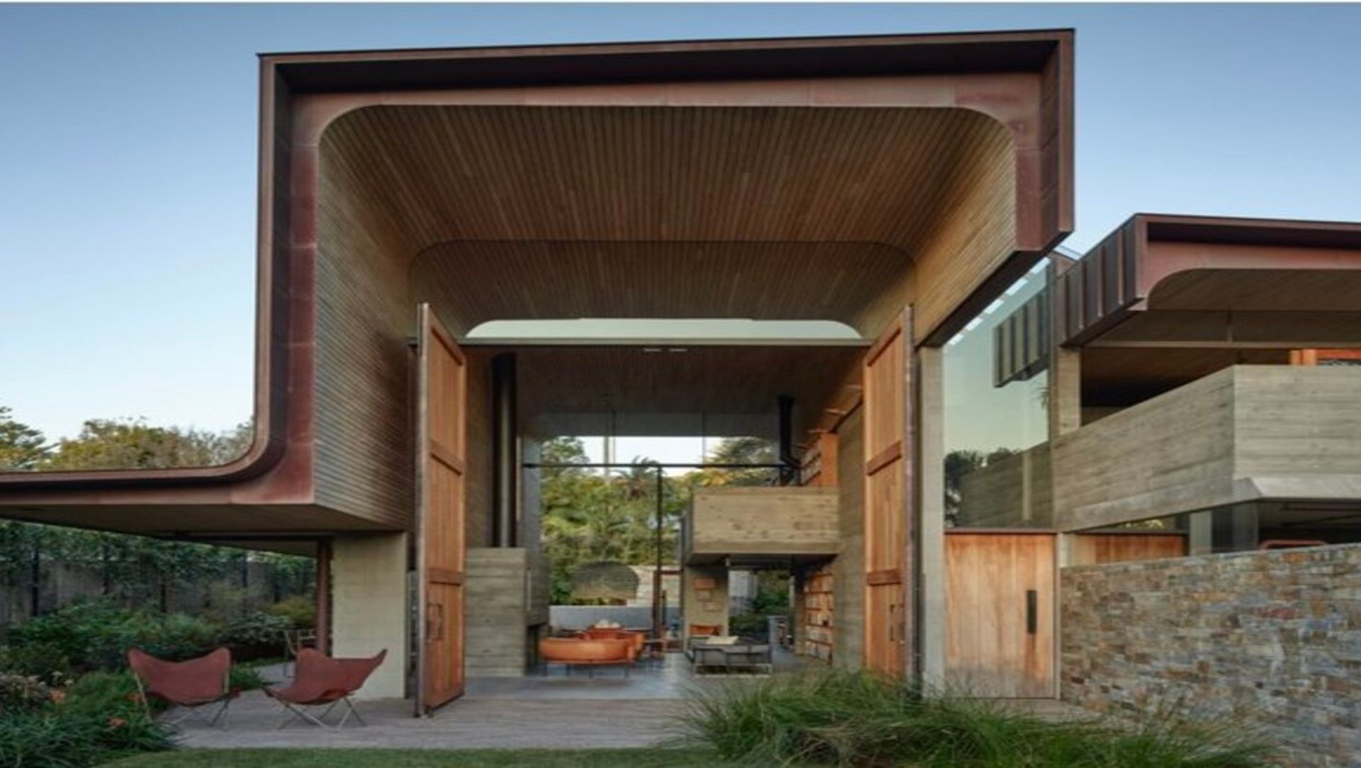 Backdune House banner