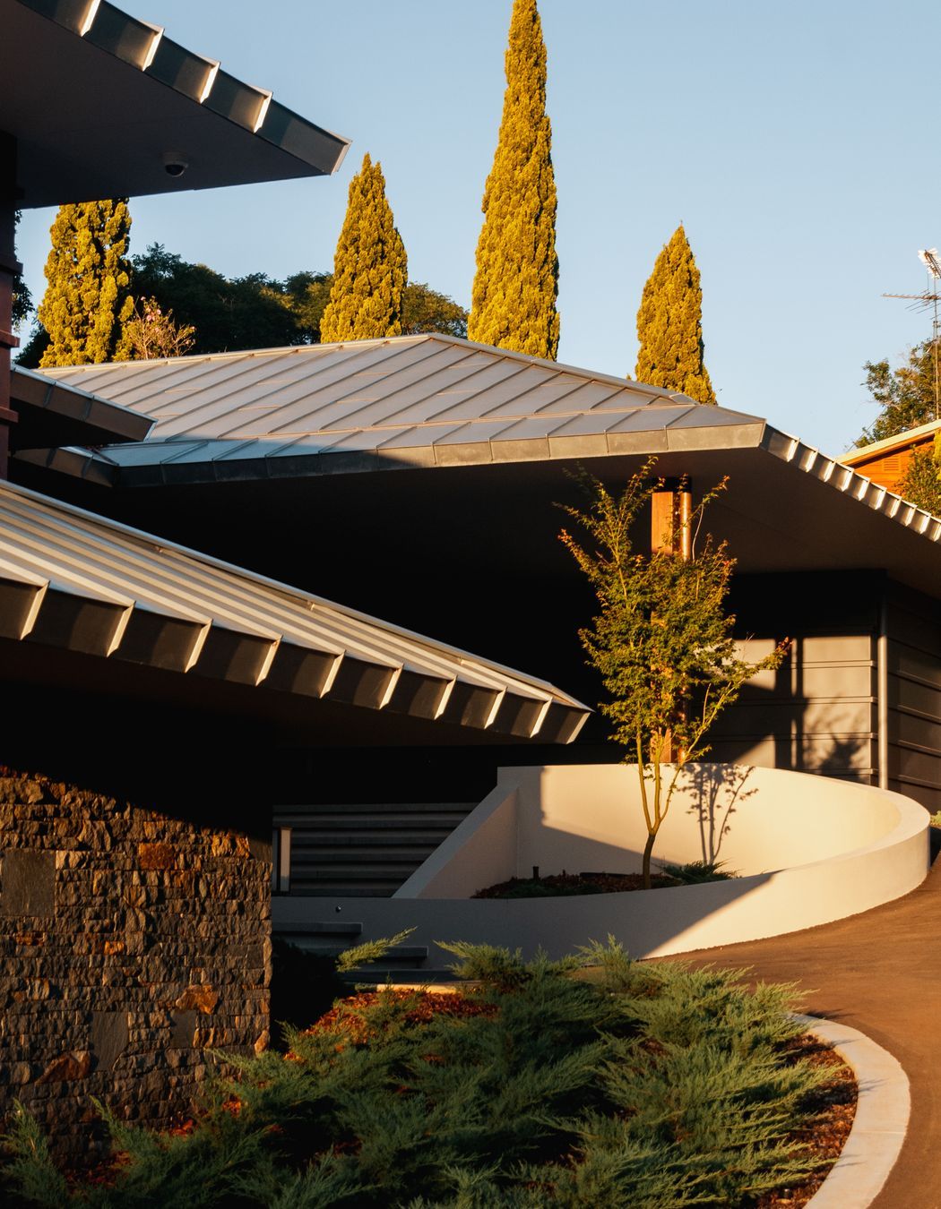 The Faithfull House &amp; Garden