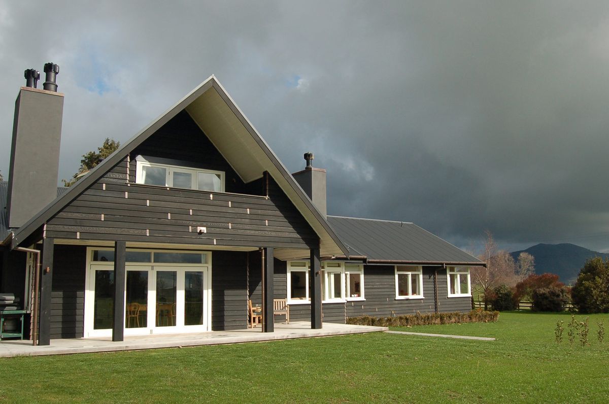 Te Awamutu Farm House