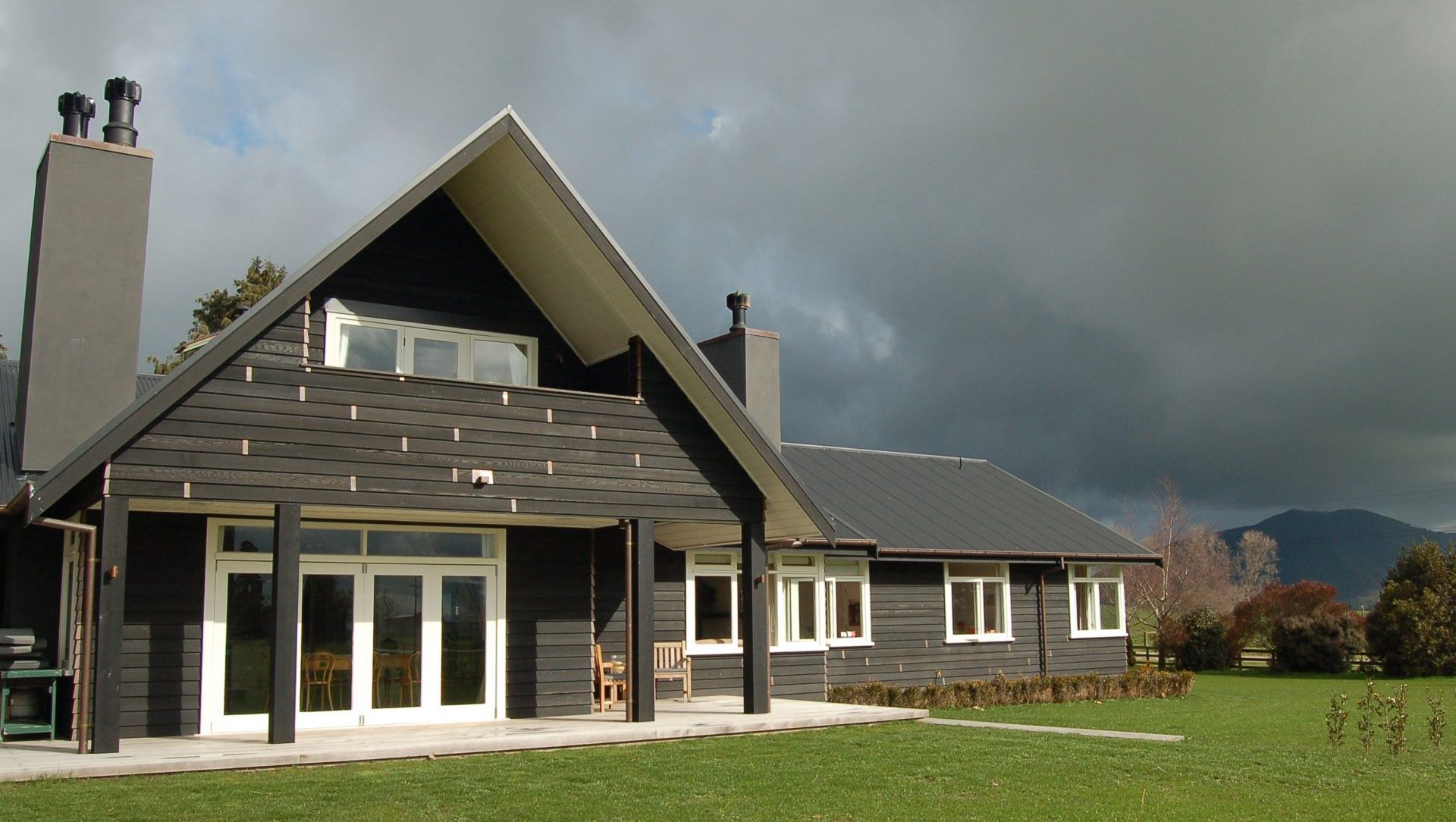 Te Awamutu Farm House banner