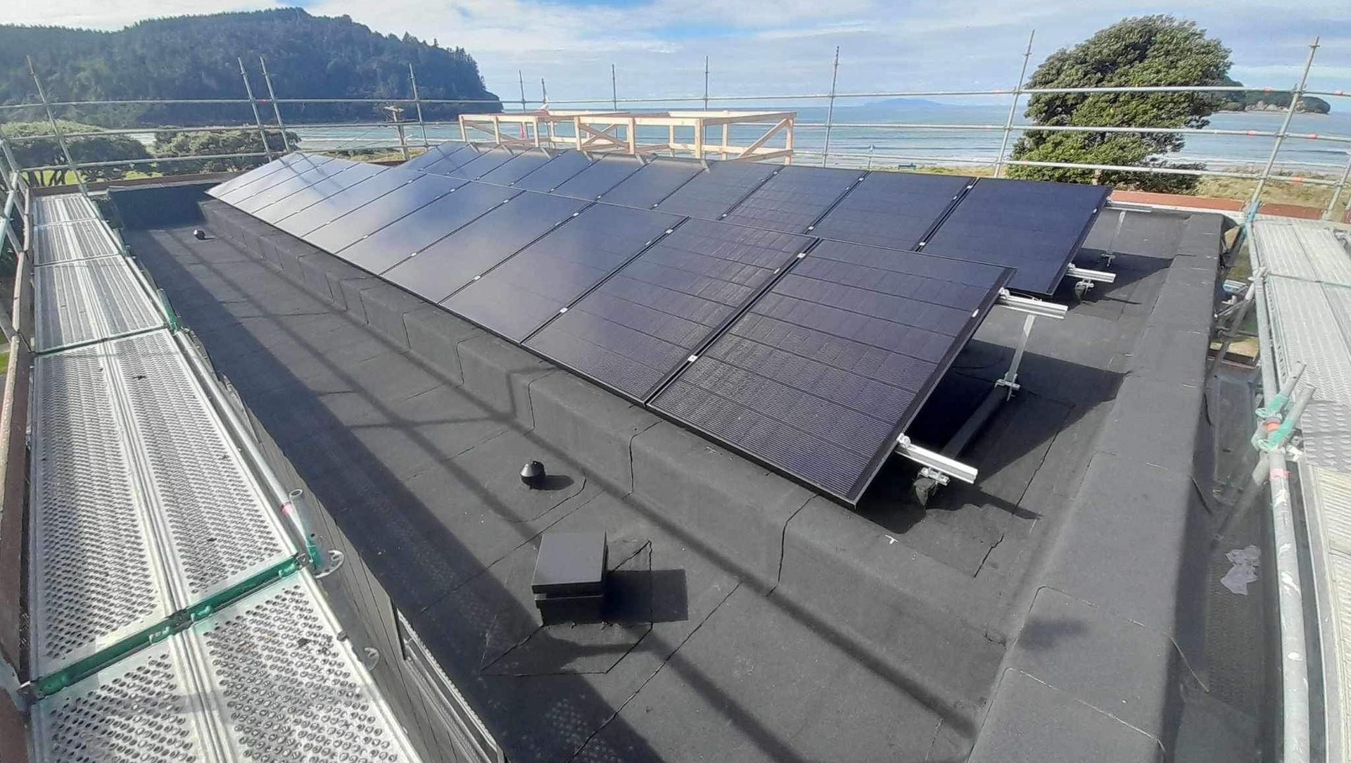 Membrane Roof - Solar Panel Plinth banner