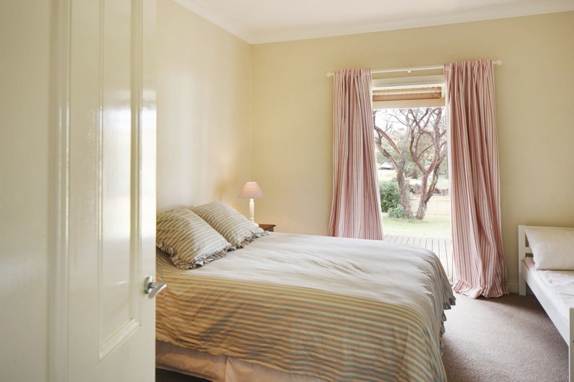 Toodyay Holiday House &amp; Cottage Alterations + Additions