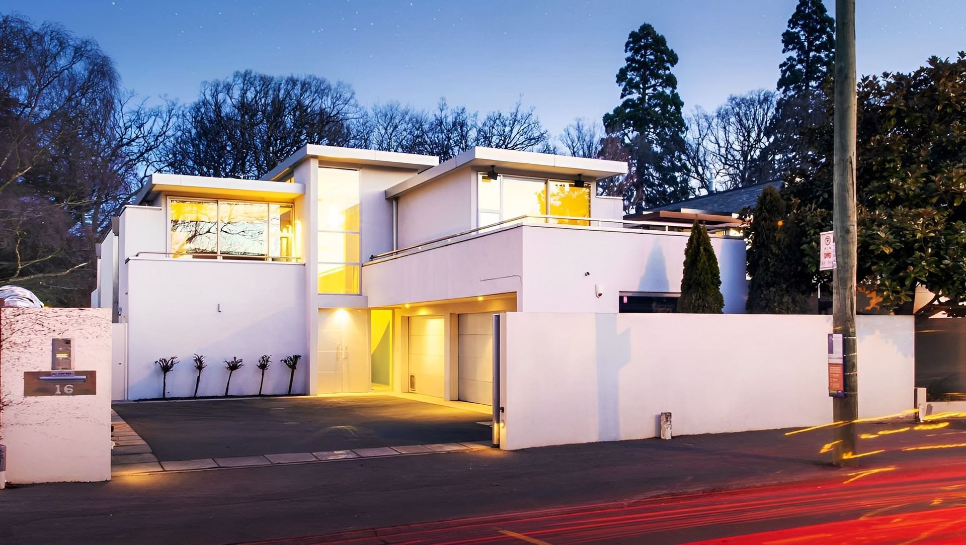 Modern Refresh banner