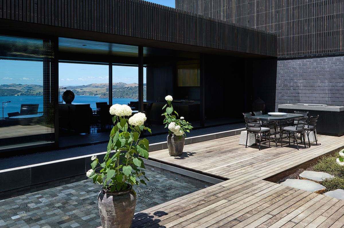 Onetangi Retreat