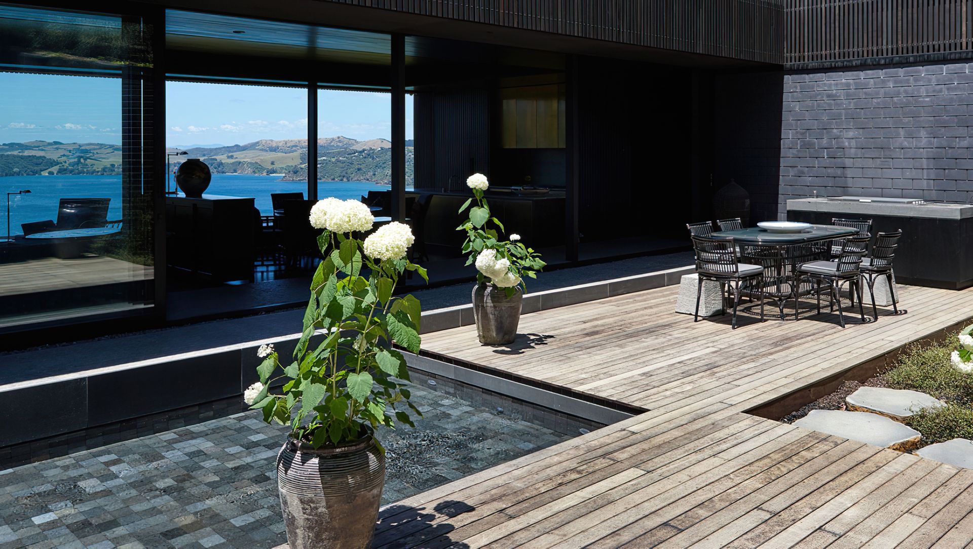 Onetangi Retreat banner