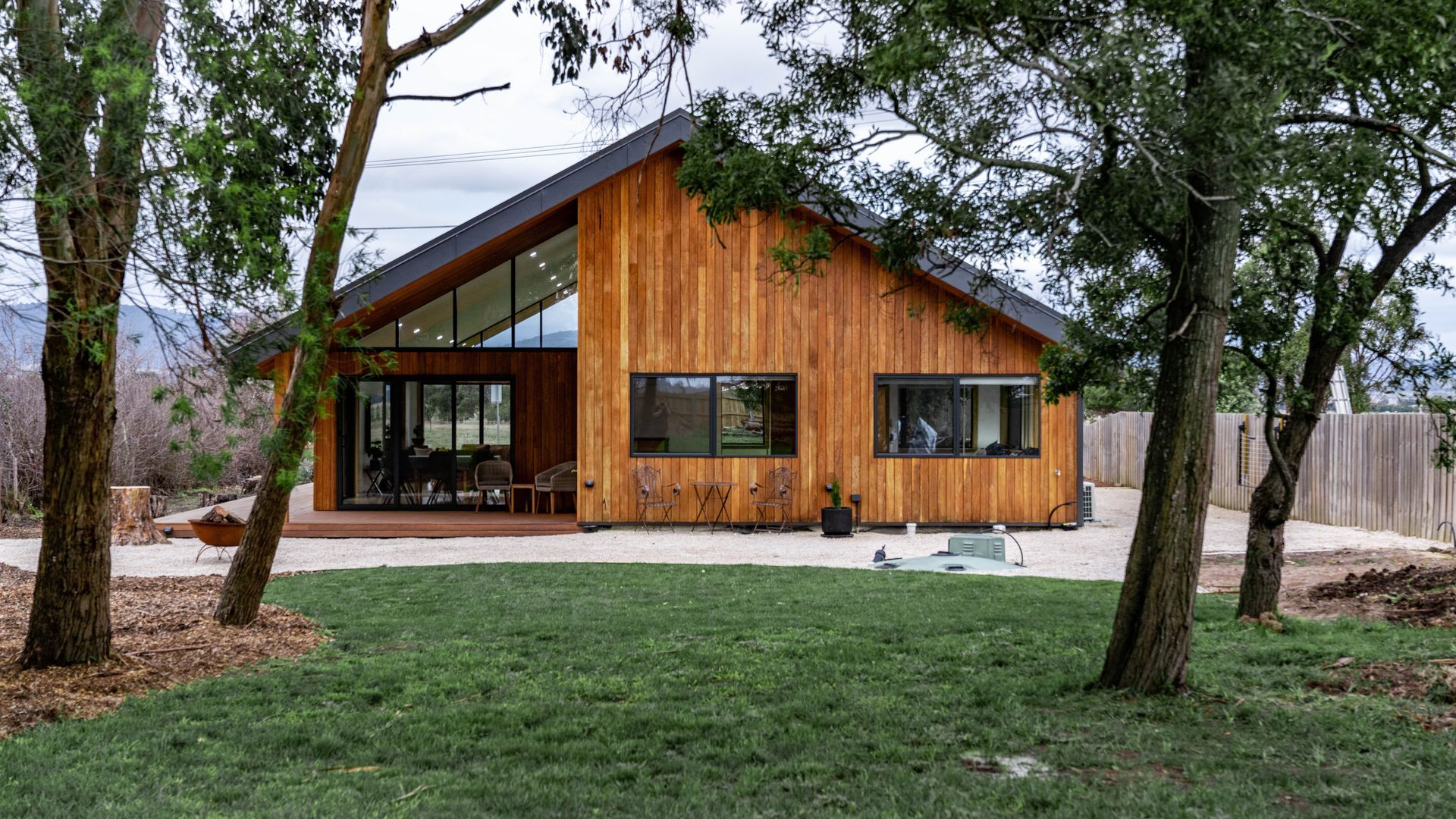 White Hills | Zanetto Builders video