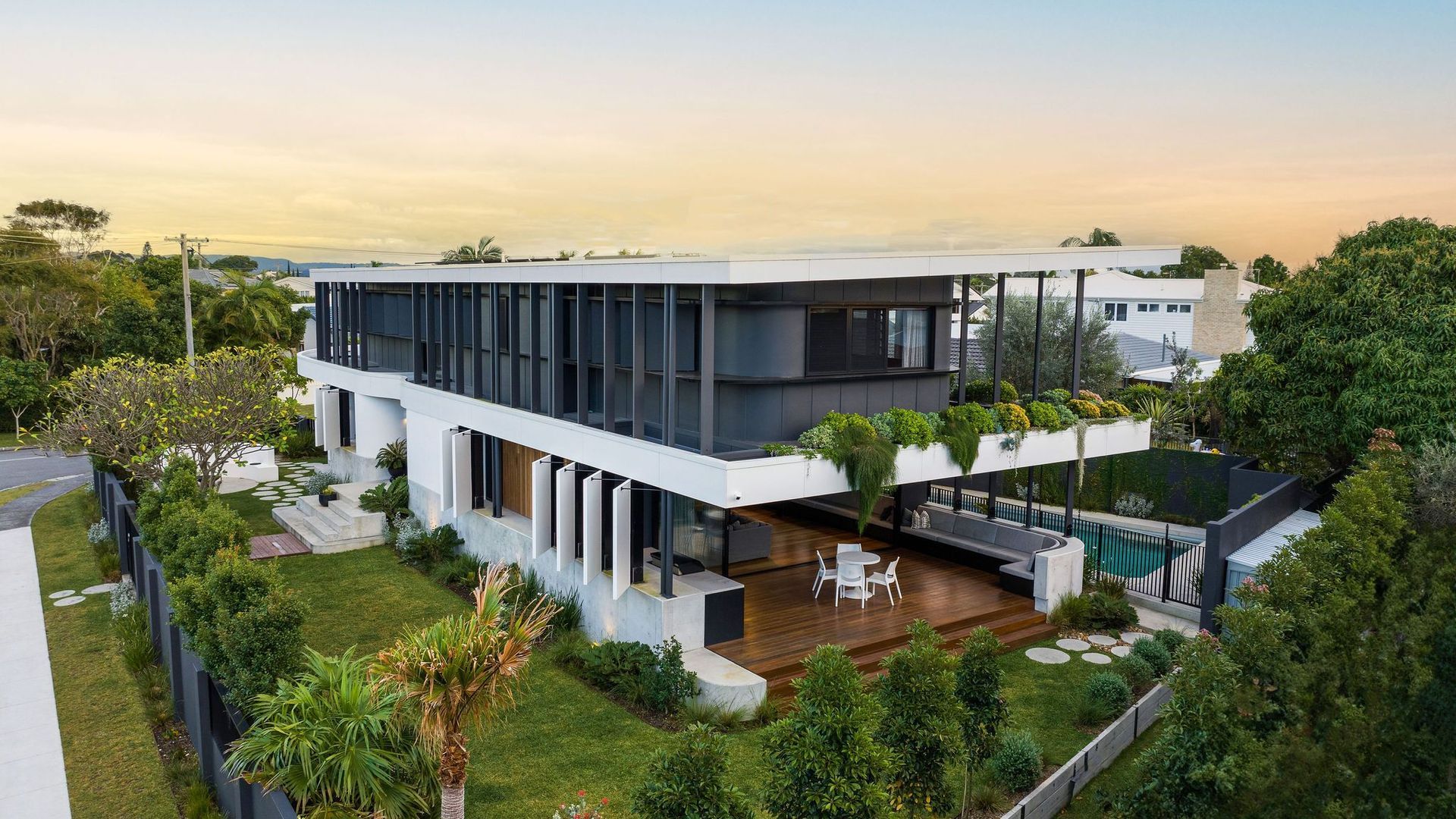 Project of the Month | The Eagle House | Justin Humphrey Architects video