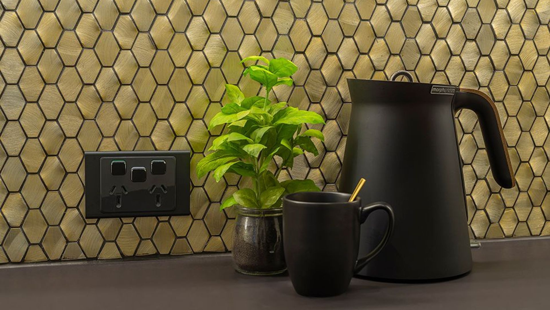 Setting the gold standard in contemporary home design banner