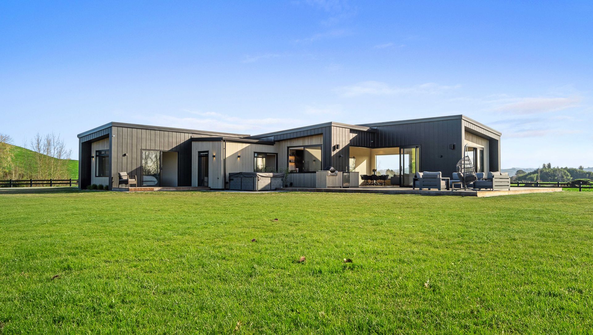 Raising The Bar banner