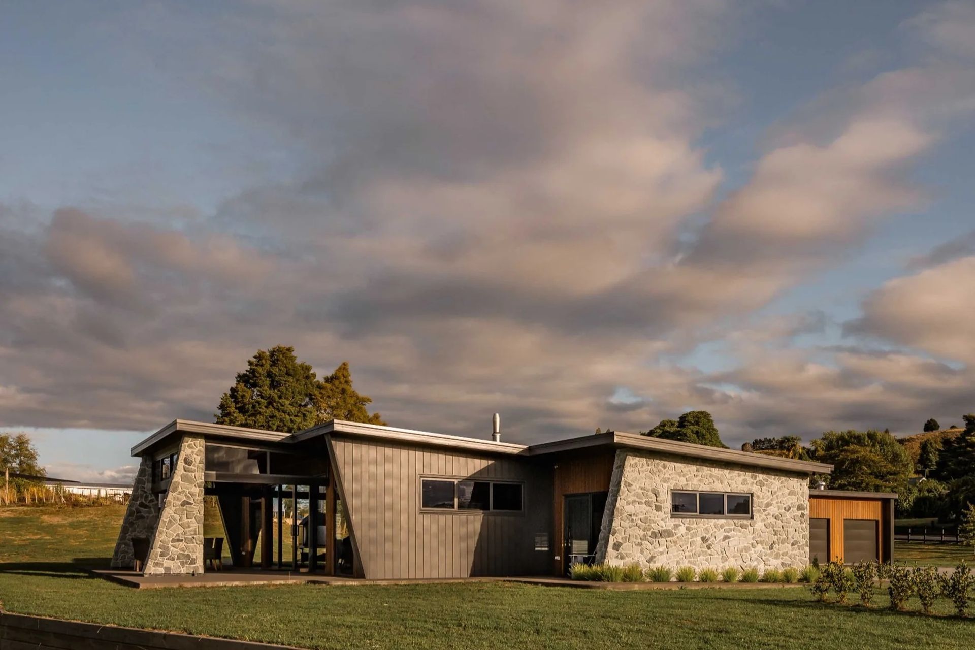 riverside-home-02-ap-compressed.jpg