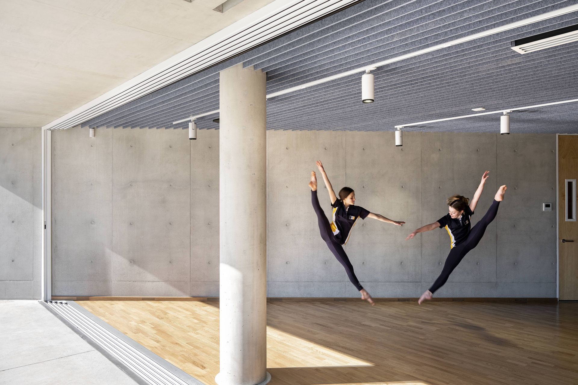 Ravenswood School for Girls