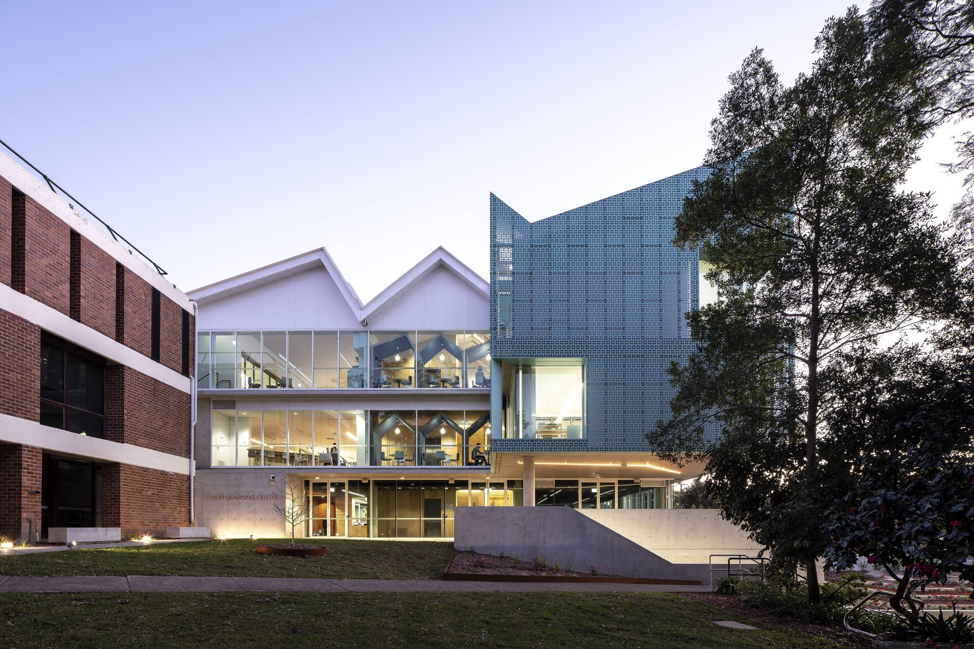 Ravenswood School for Girls