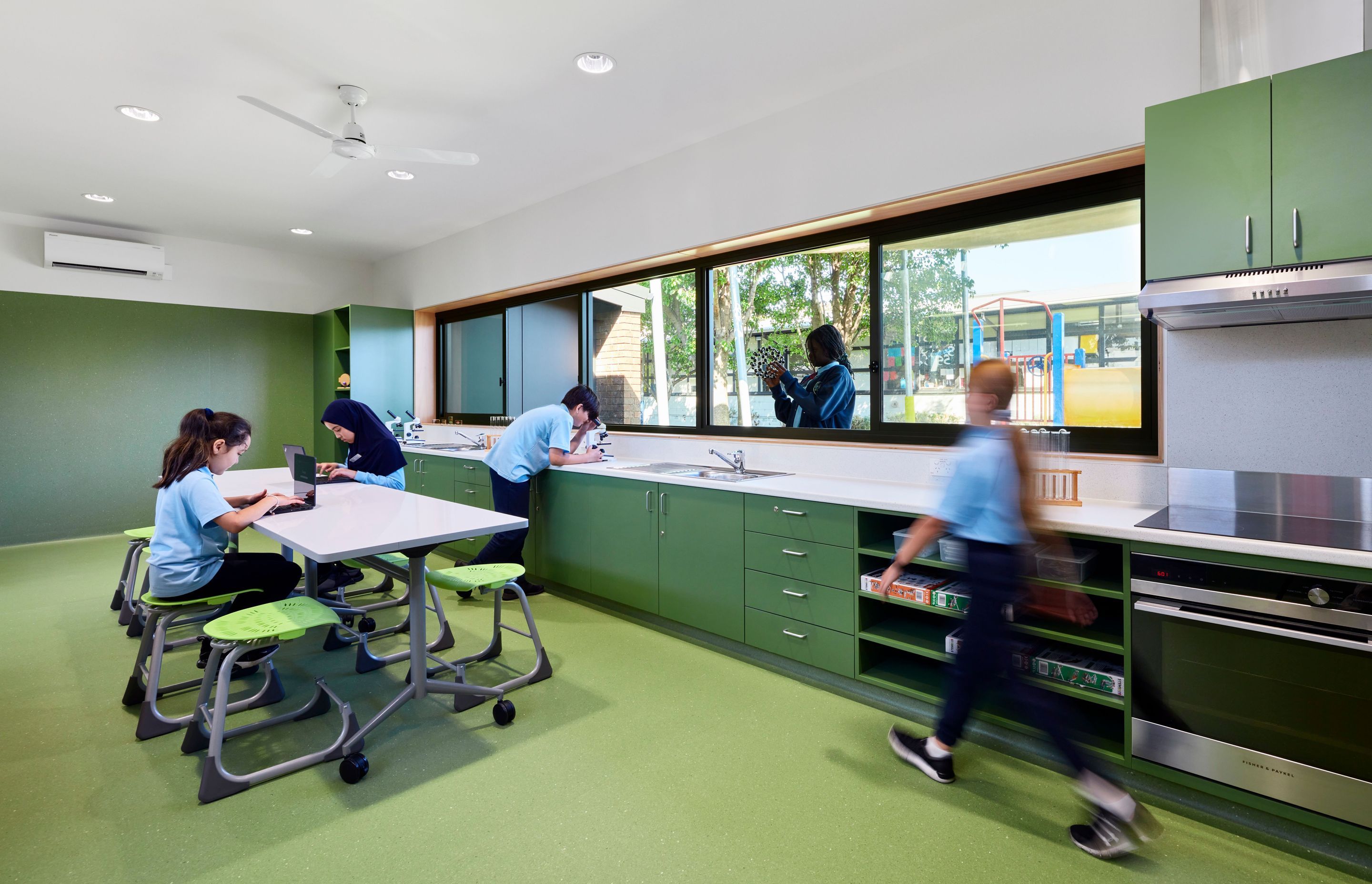 Dandenong South Primary School Discovery Centre