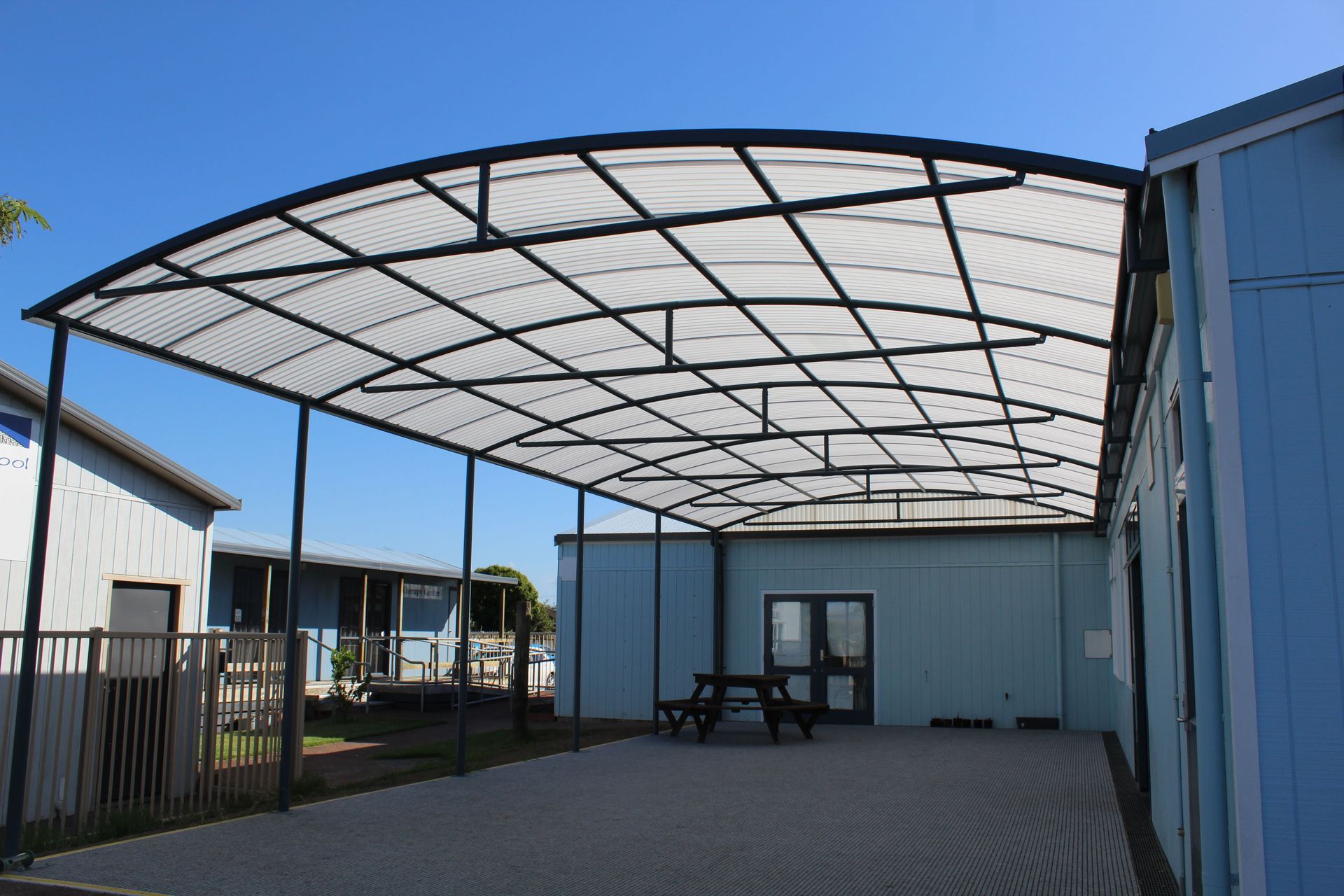 Archgola Hamilton North School