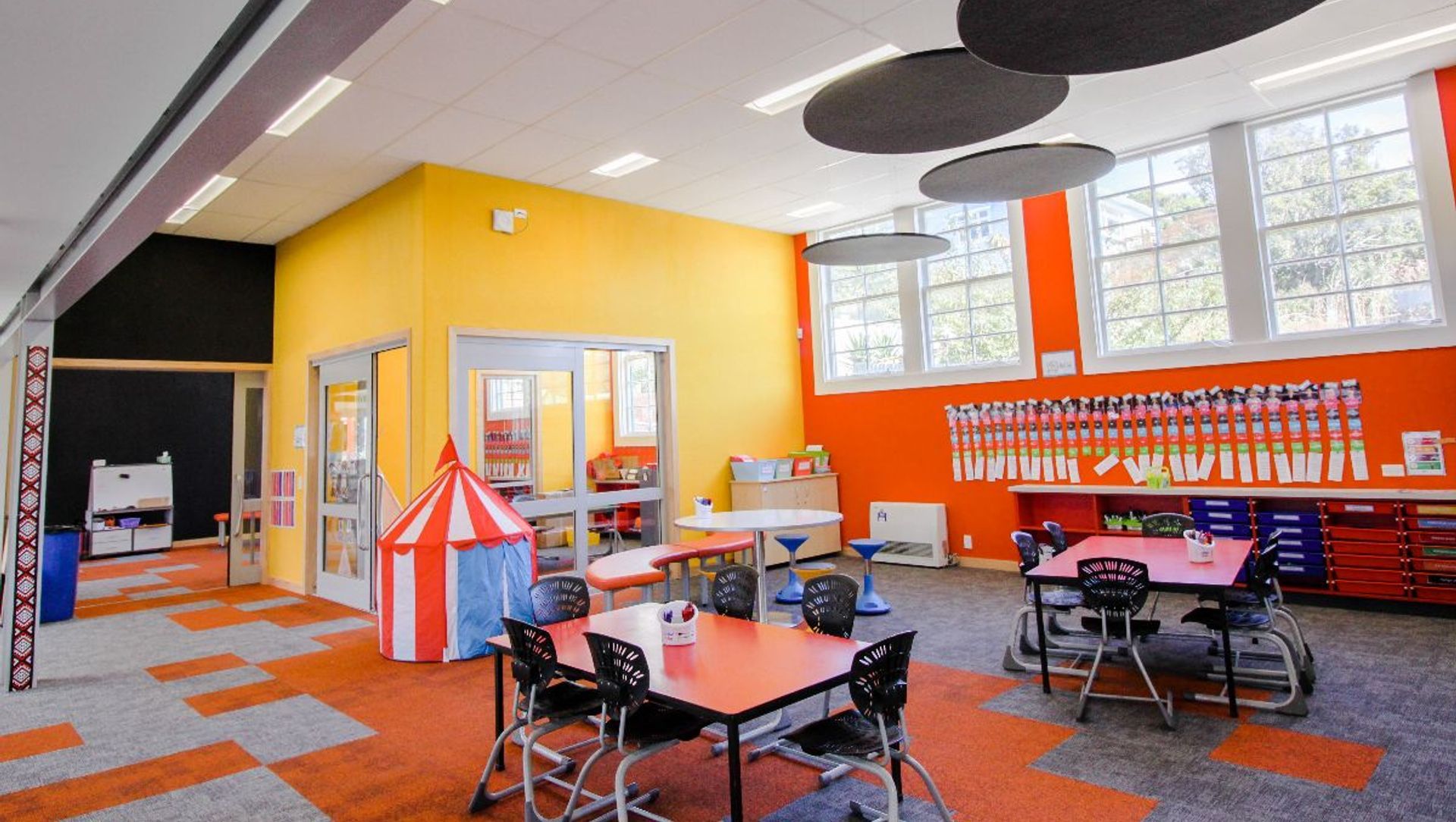 Island Bay School banner