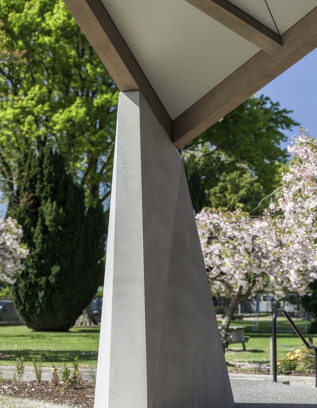 Te-ao-Marama-Rangiora-High-SchoolConcrete-Column-DetailAnthony-Turnham5-v2.jpg