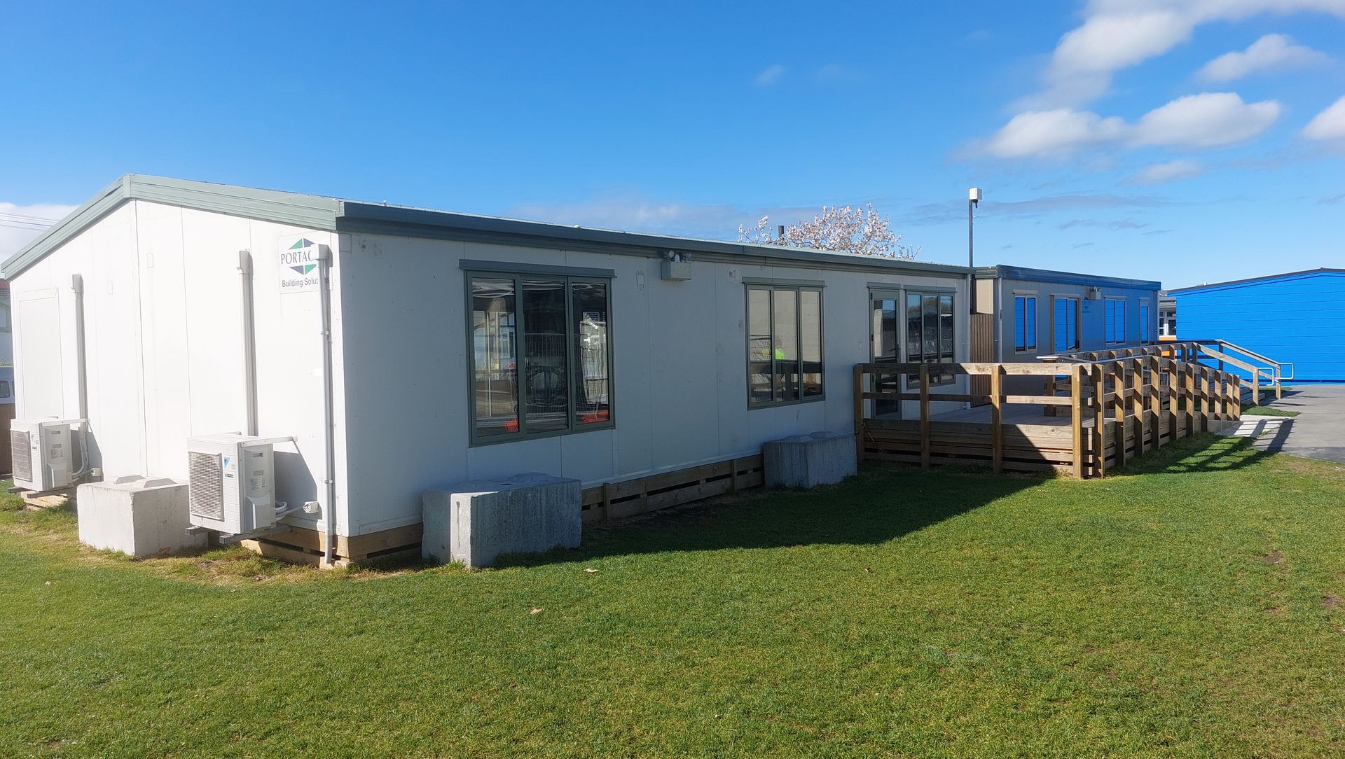 Fenwick Primary School, Oamaru - Two learning spaces for removal banner