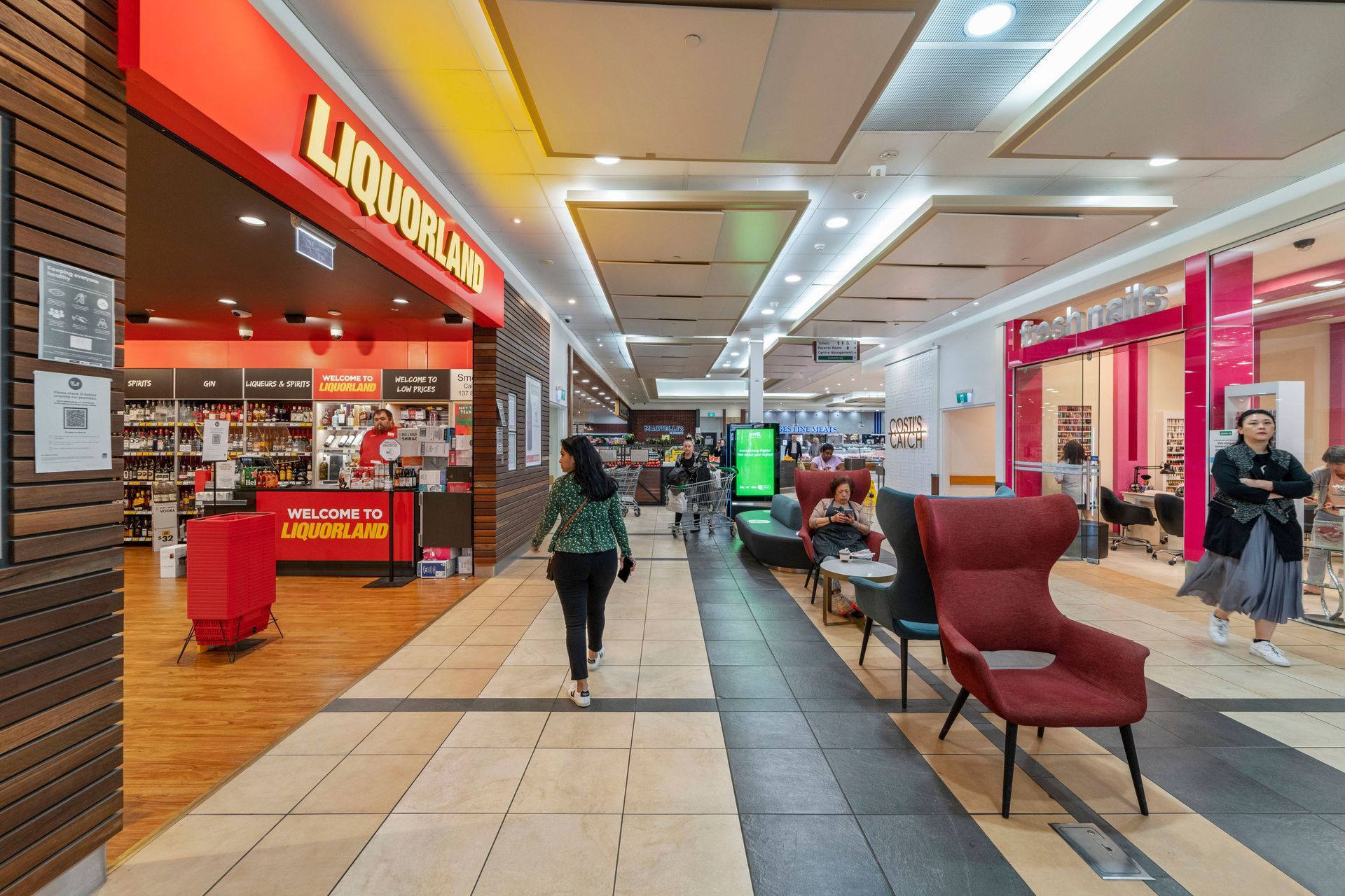 Shopping Photography for Lumapixel + Cherrybrook Village