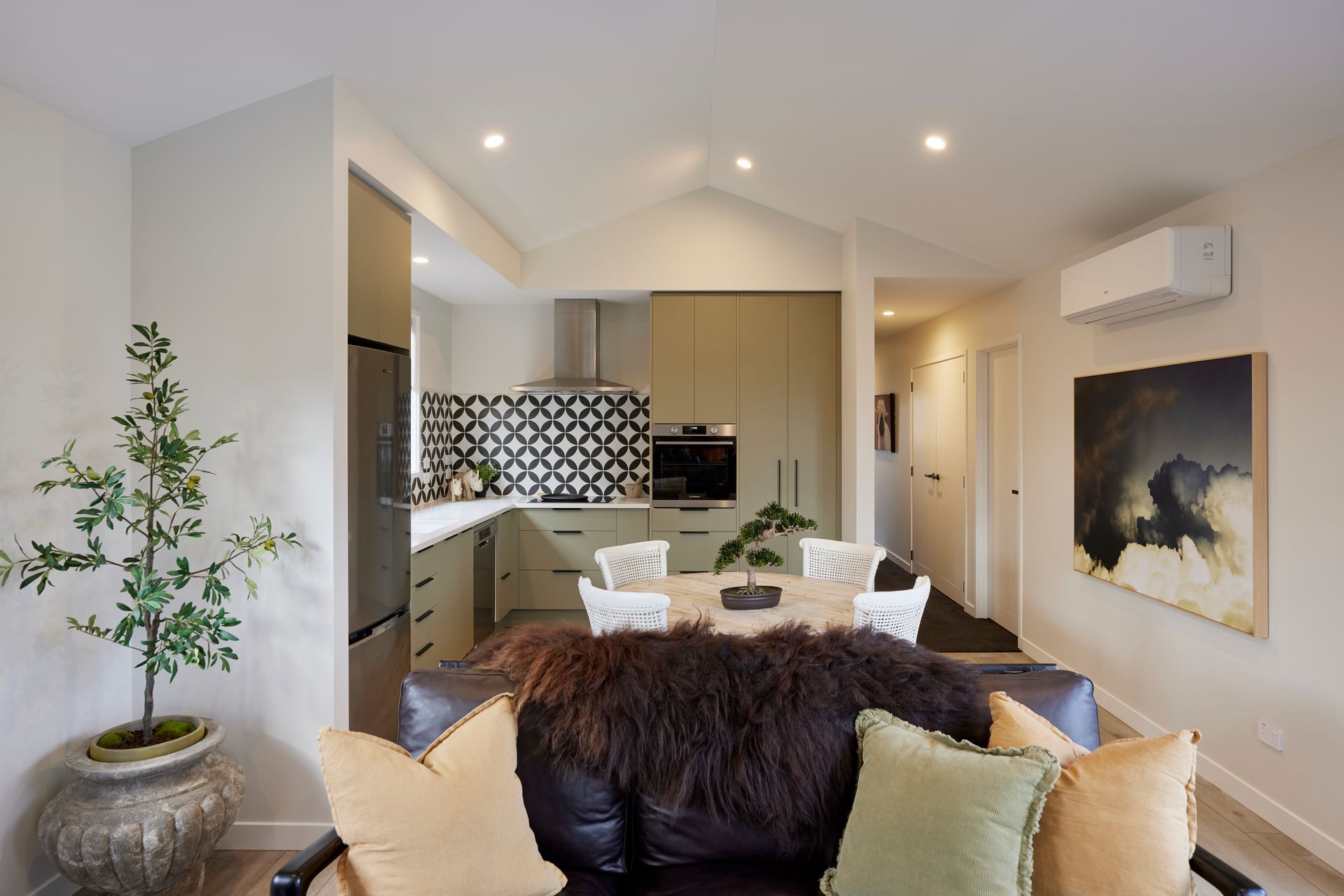 Urban Living - Sanctuary Point Show Home