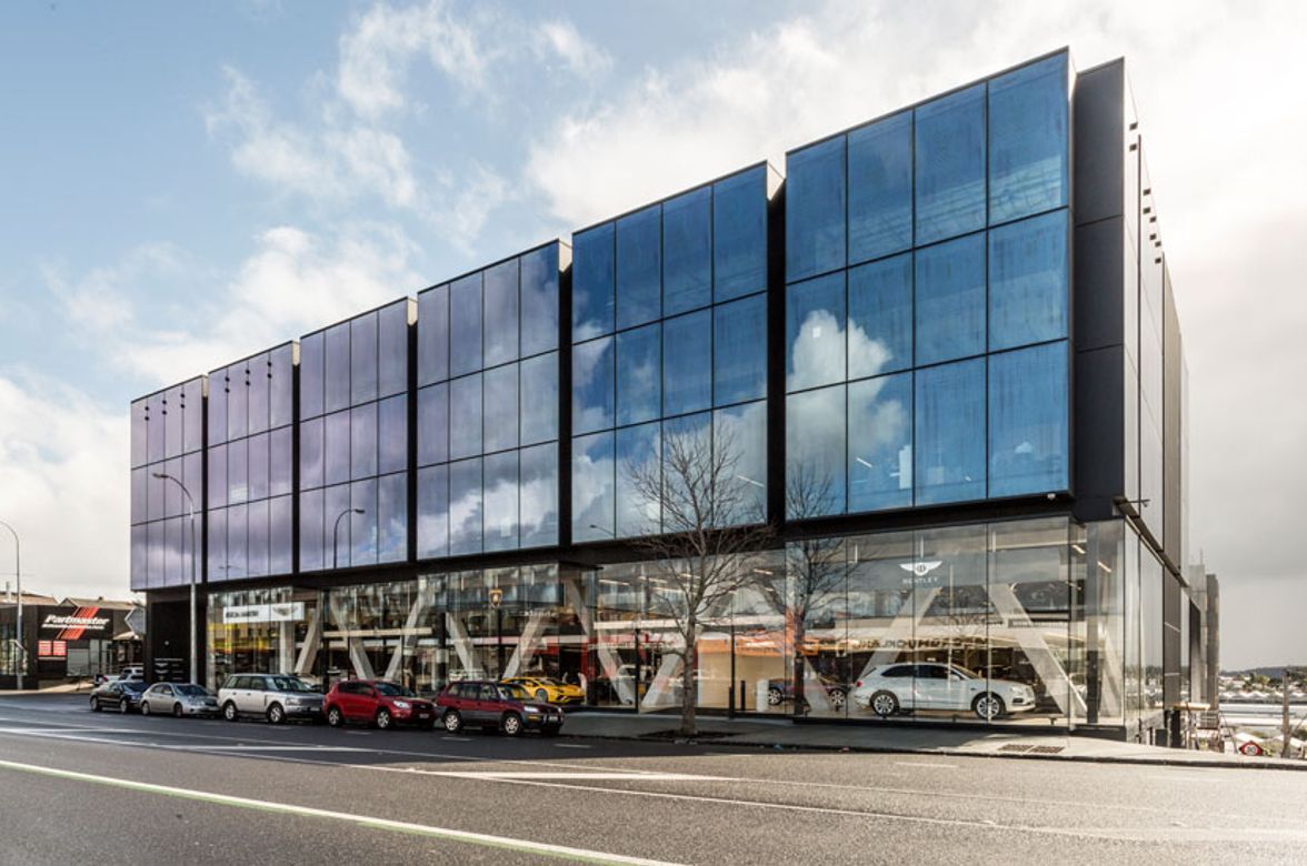 Giltrap Prestige Showroom - 119 Great North Road