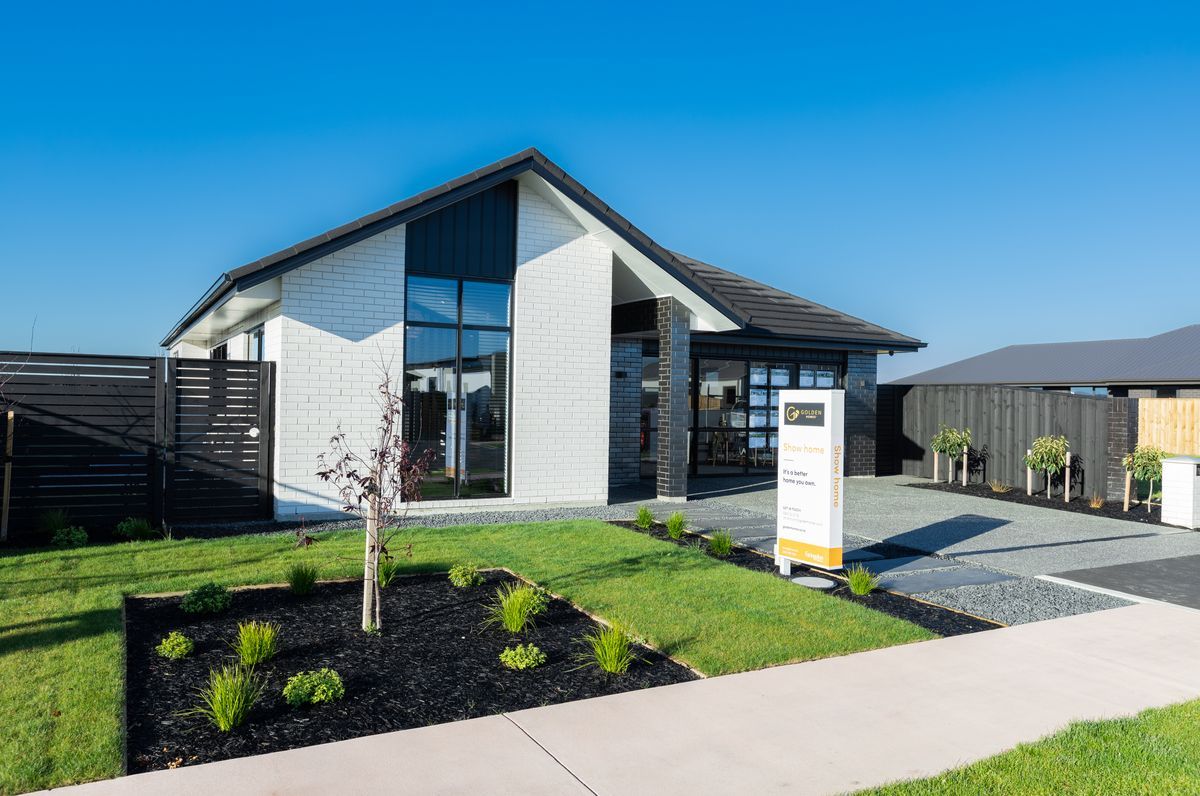 Finstock, Faringdon Showhome Rolleston
