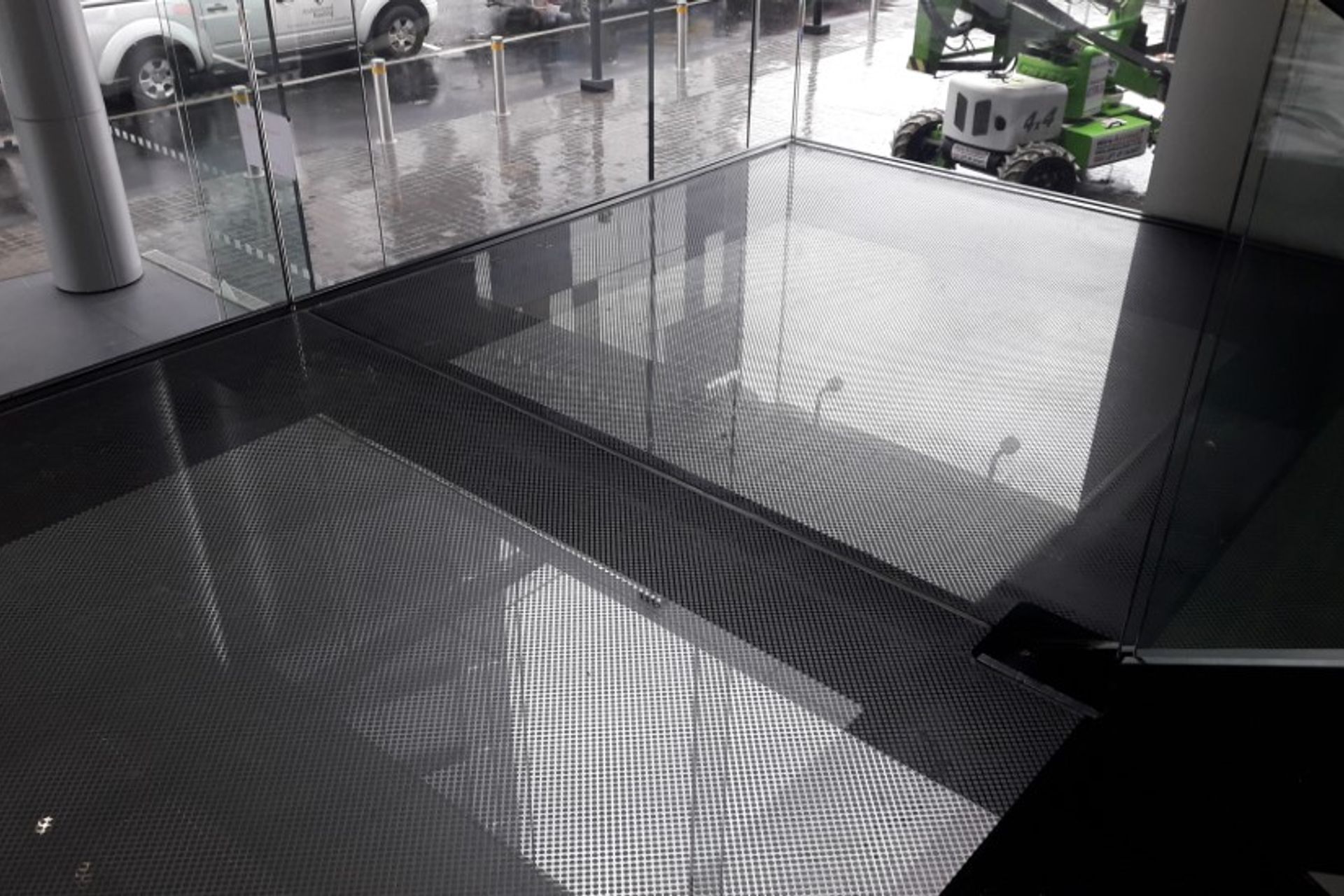 Medcar Porsche Showroom