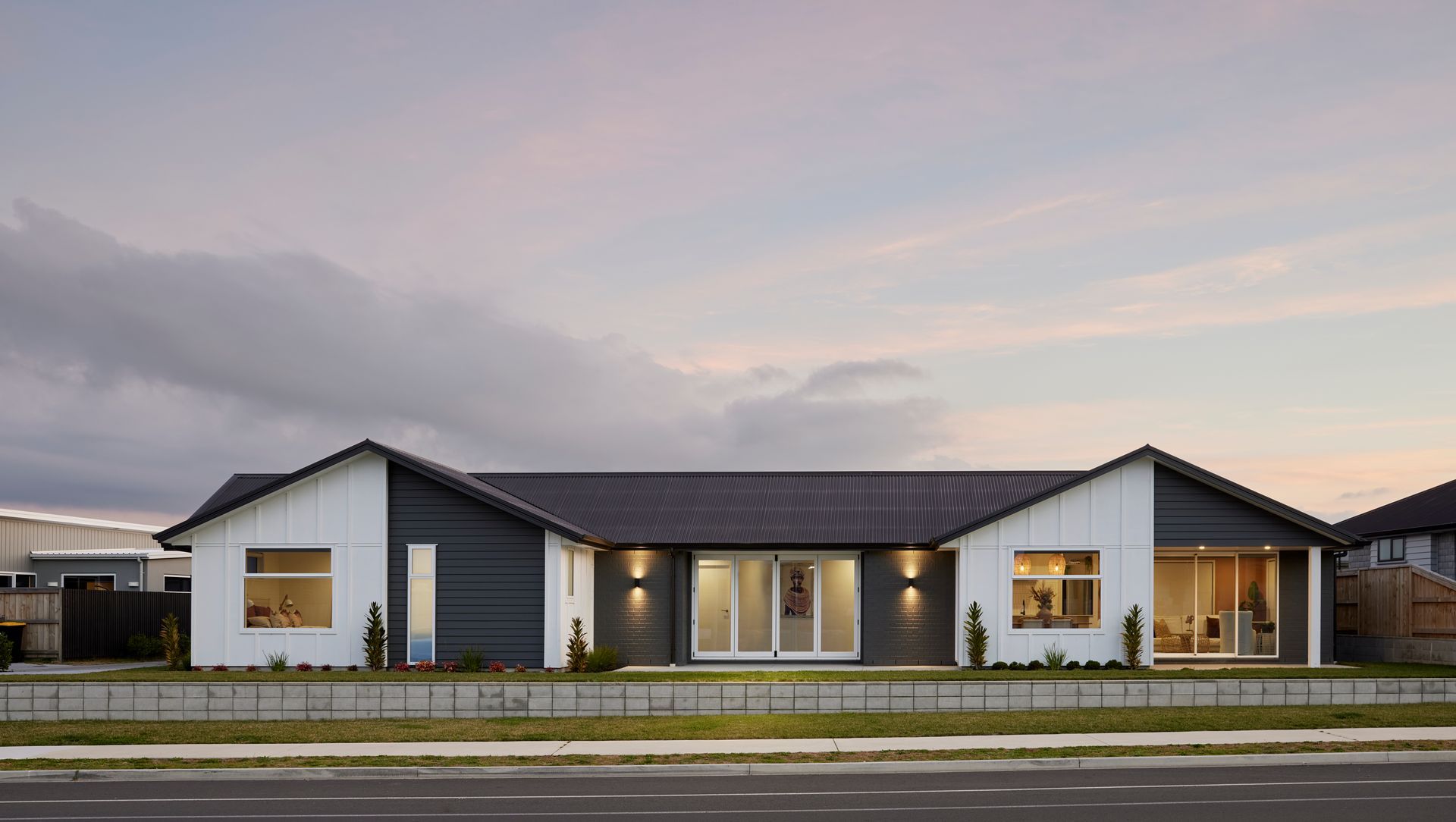 Seaside - Golden Sands Show Home banner