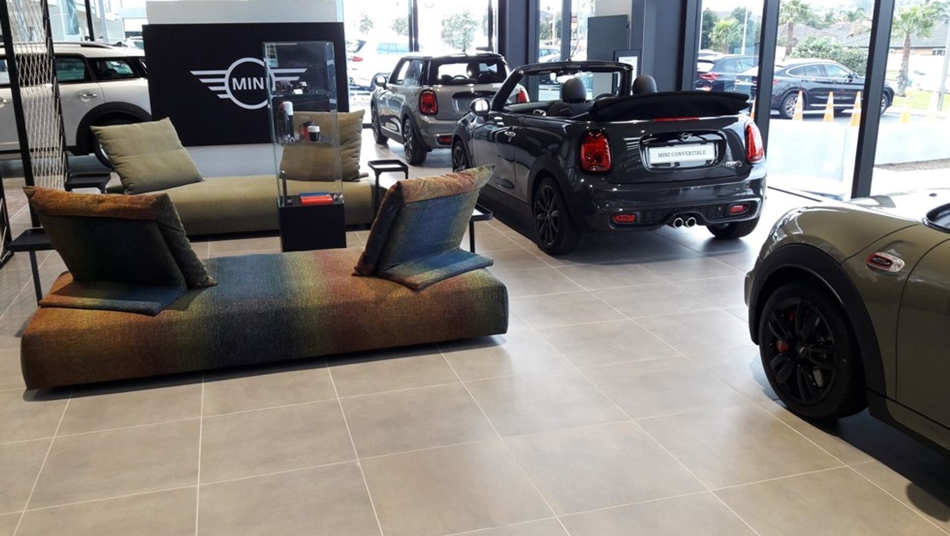 BMW Botany Showroom banner