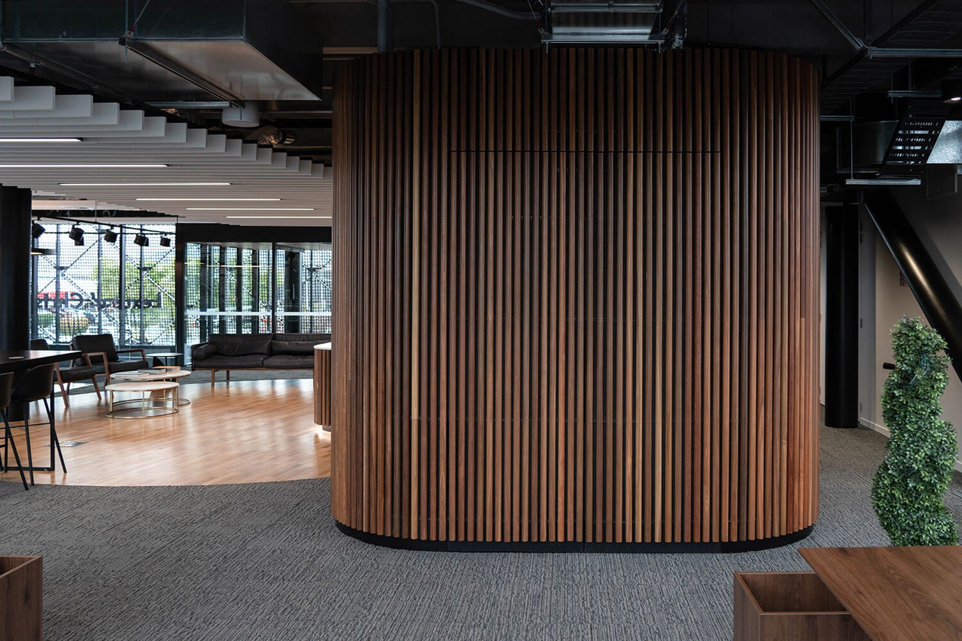 Lexus-WAM-3536Landscape.jpg