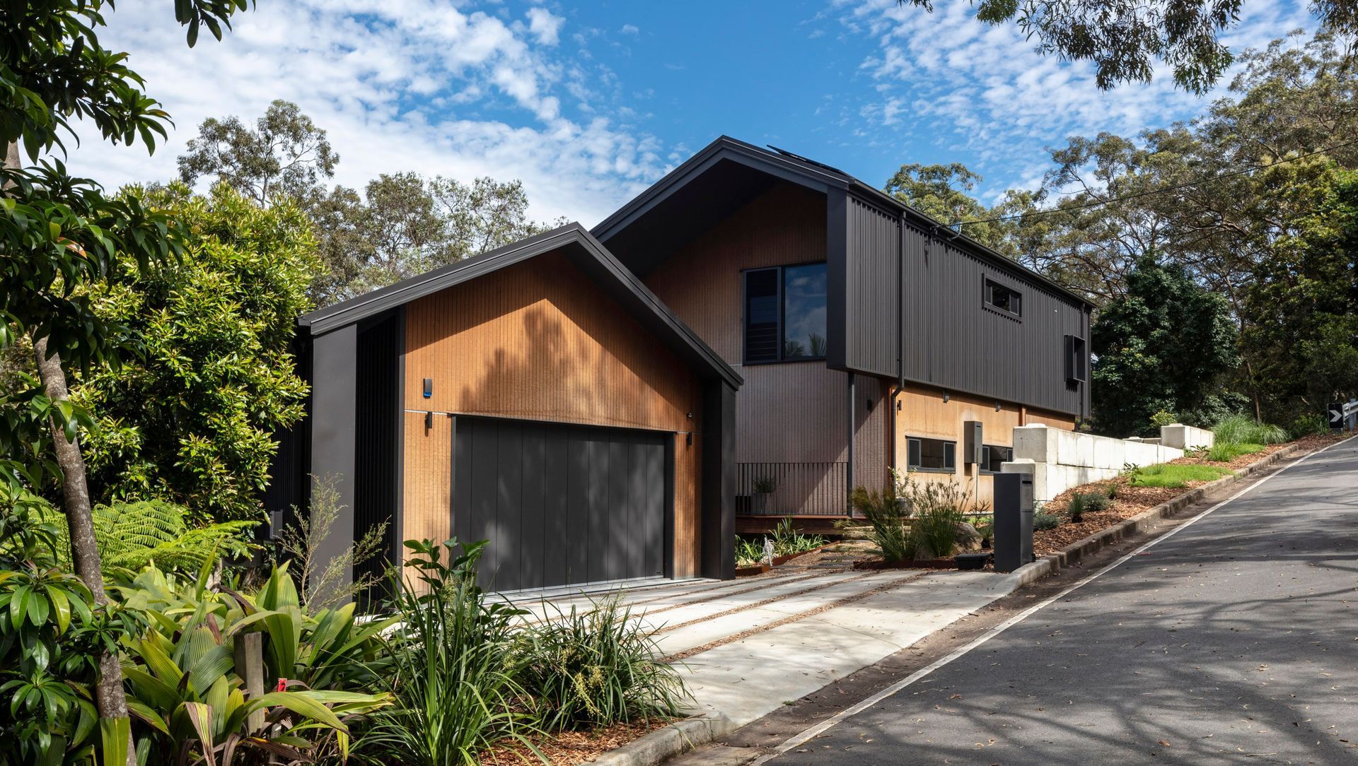 Tranters Avenue Residence banner