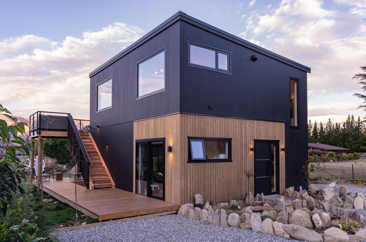 Two-storey House in Lake Hawea
