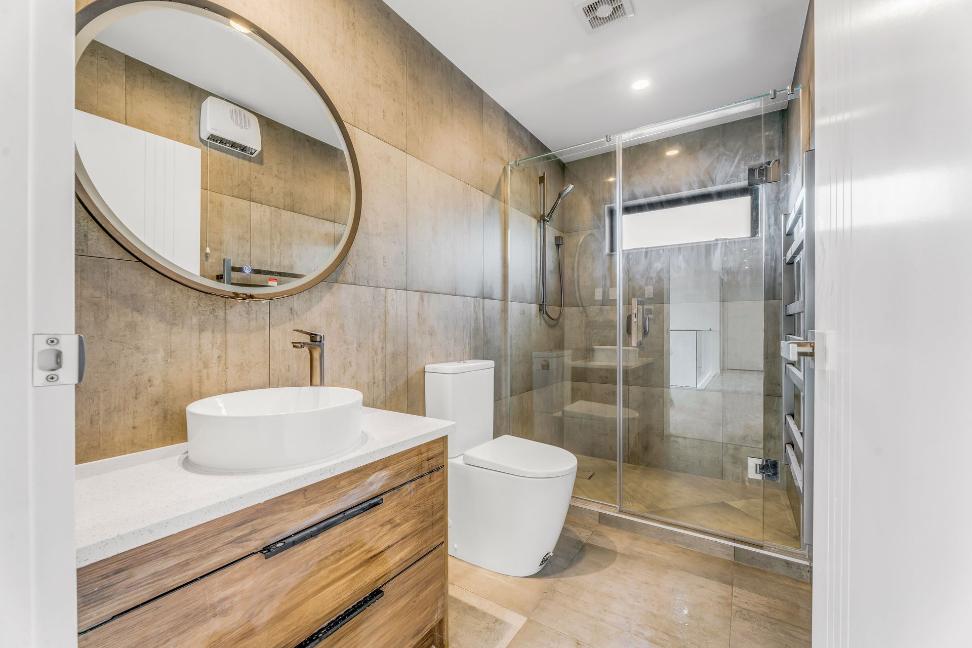 Titirangi solar energy home