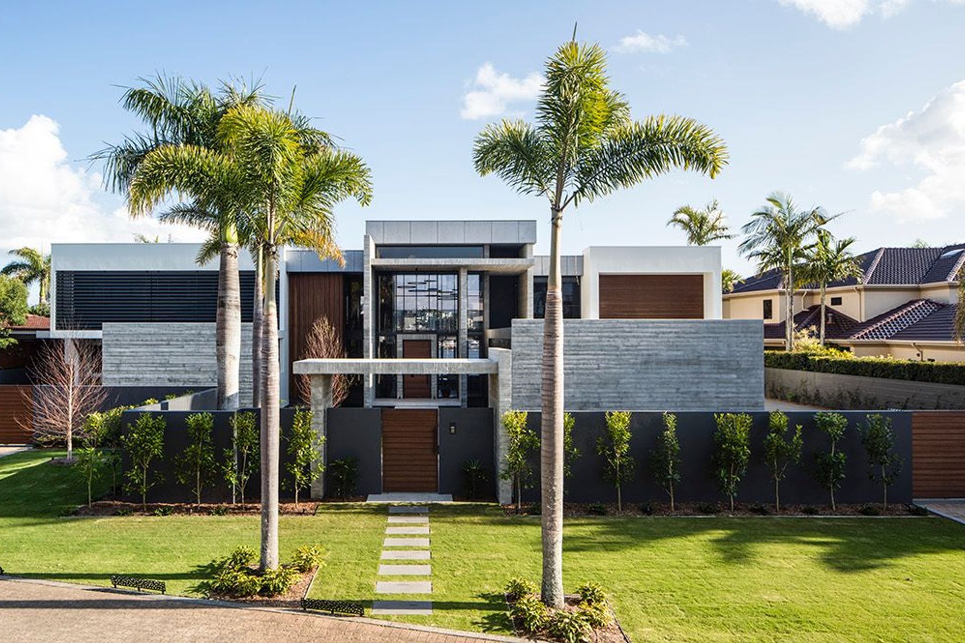 Minyama Island Residence