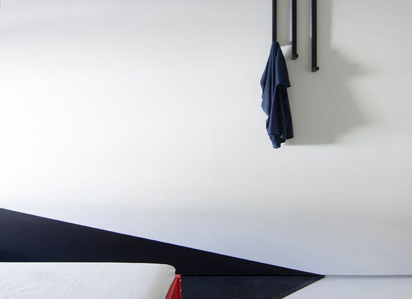 House 33.2 - Monochrome Home