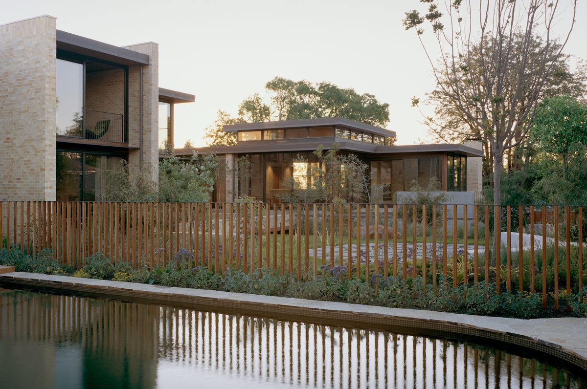 Ora House