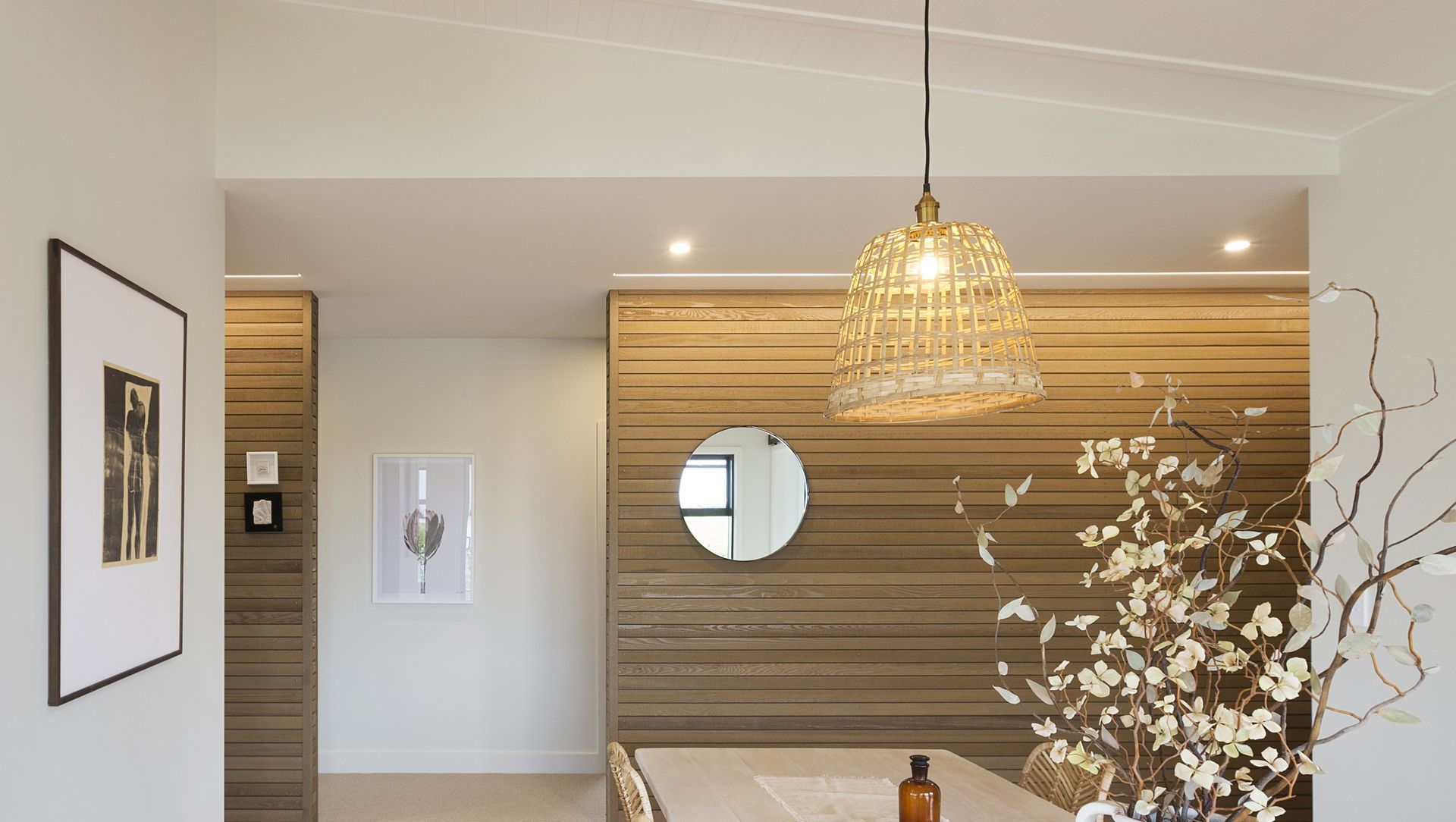 The Lakes House banner