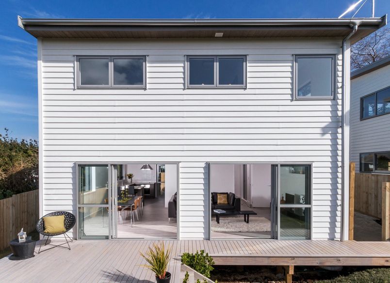 Waddell Ave - Point England