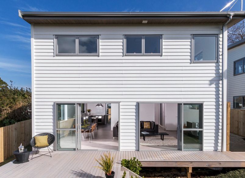 Waddell Ave - Point England