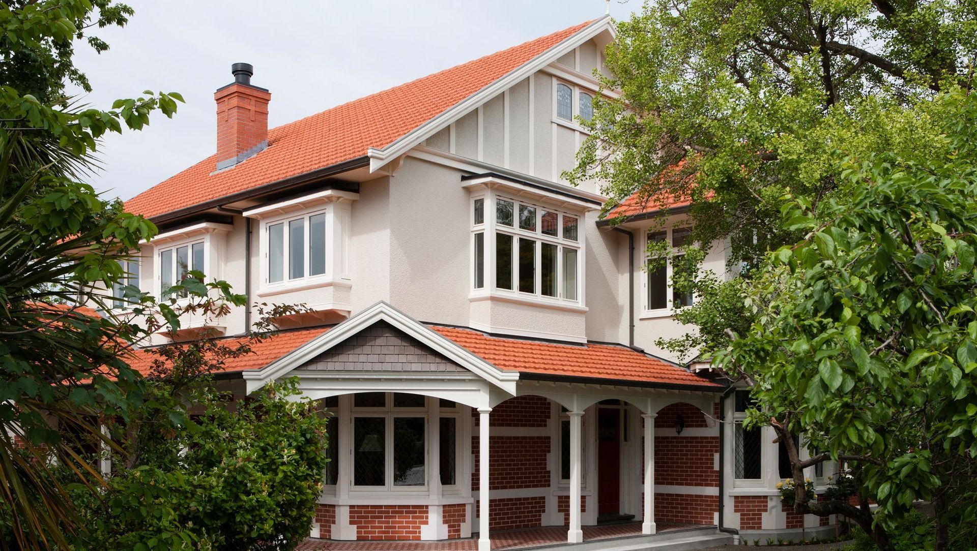 Julius Terrace banner