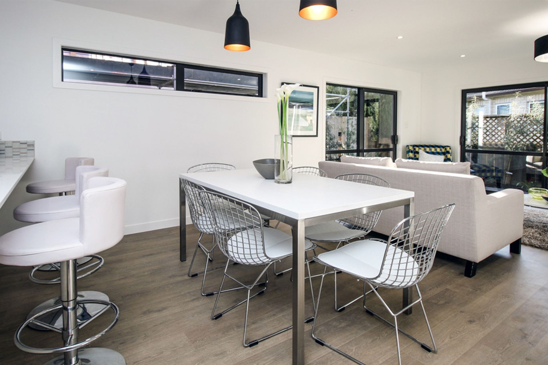 Waddell Ave - Point England