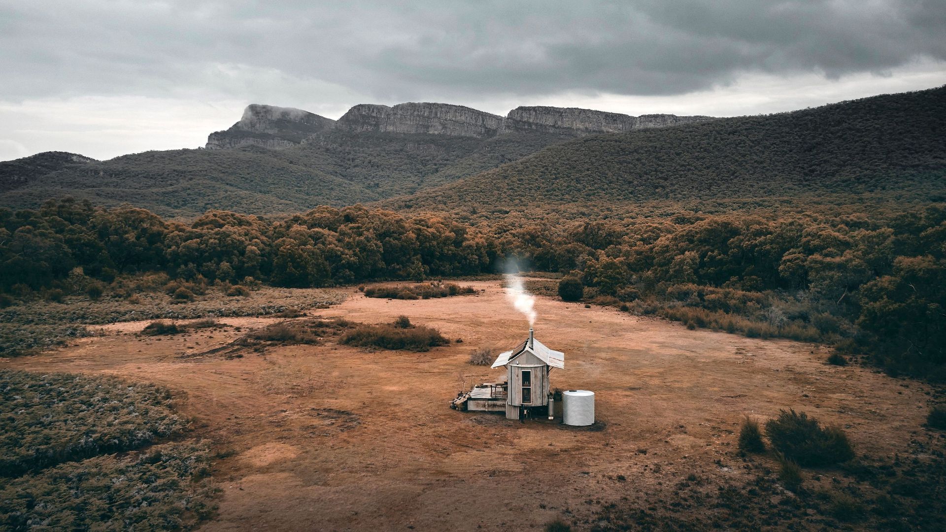 NEVER TOO SMALL: Stargazing Off Grid Tiny House, Australia - 19sqm/204sqft video