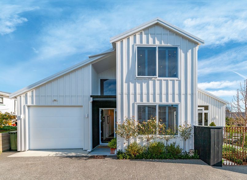 Small & Perfectly Formed