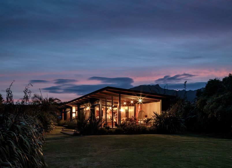 Raglan - Te Wharewakaroa