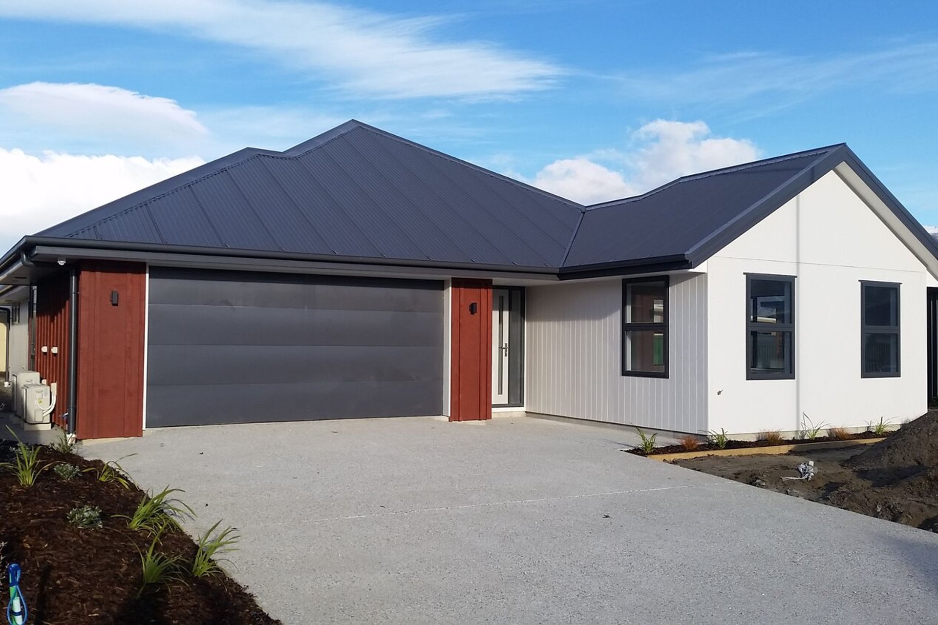 Pheonix Place, Cromwell