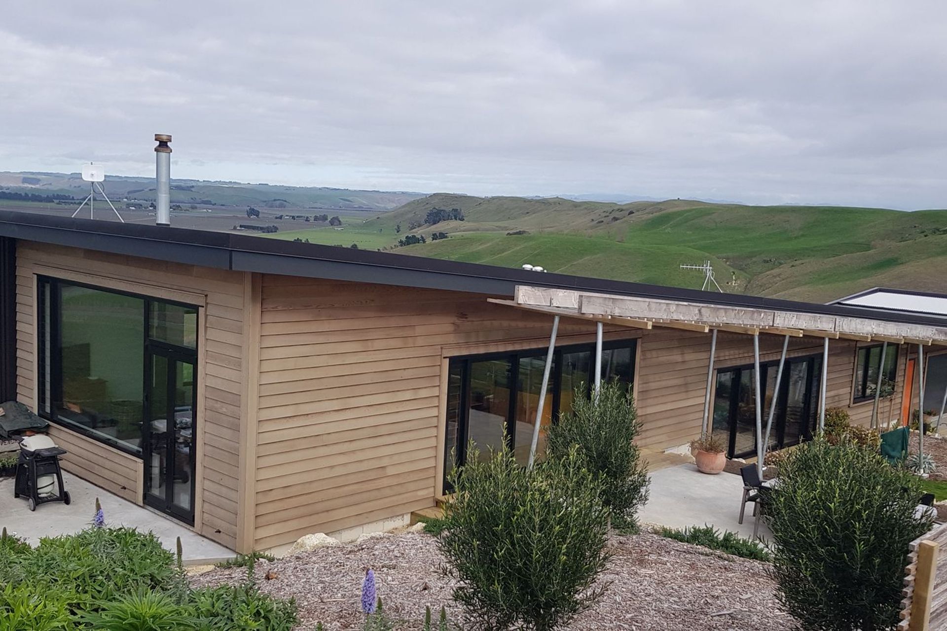 Cedar - Panorama Views